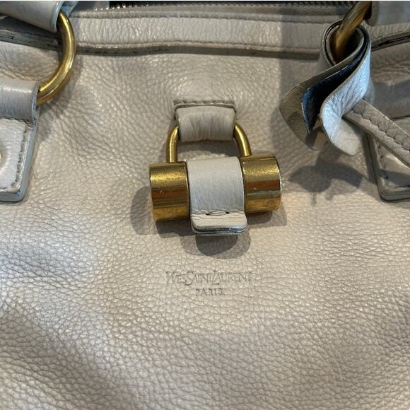 Yves Saint Laurent Muse Large Leather Tote – Off-White, Classic Y Design - Picture 5 of 11